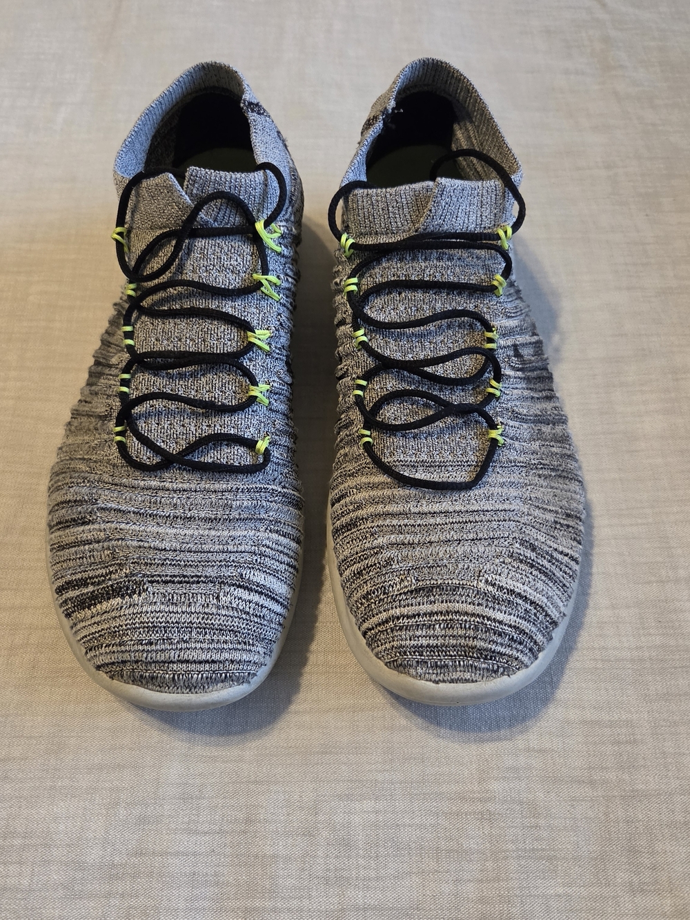 Nike Men Gray FlyKnit RN Running Shoes 9.5 M